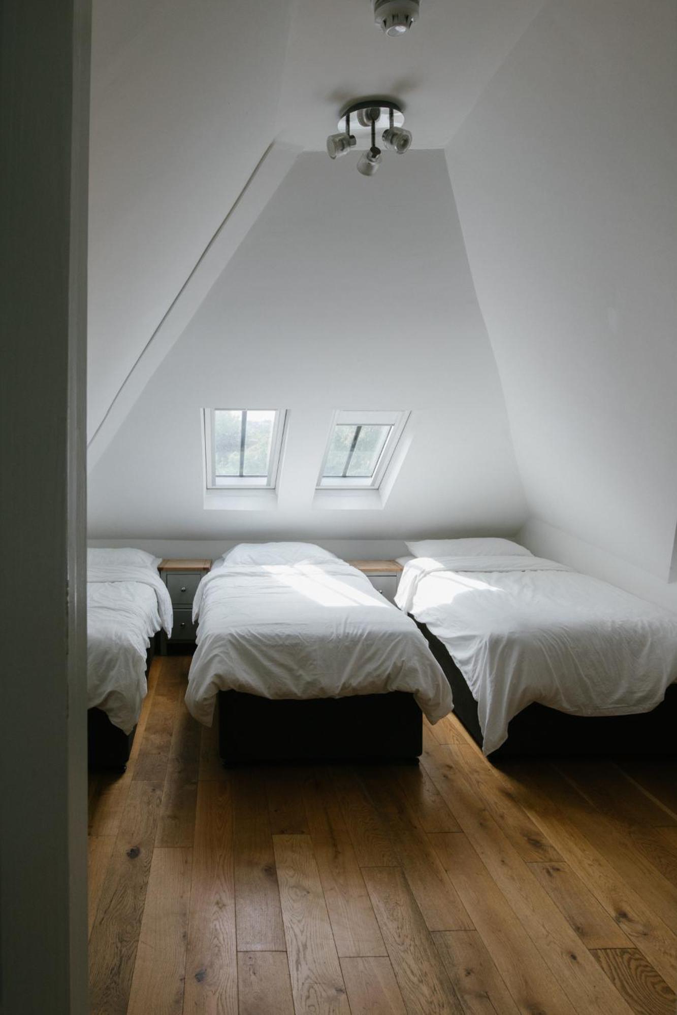 Ebs Hostel London Catford Экстерьер фото