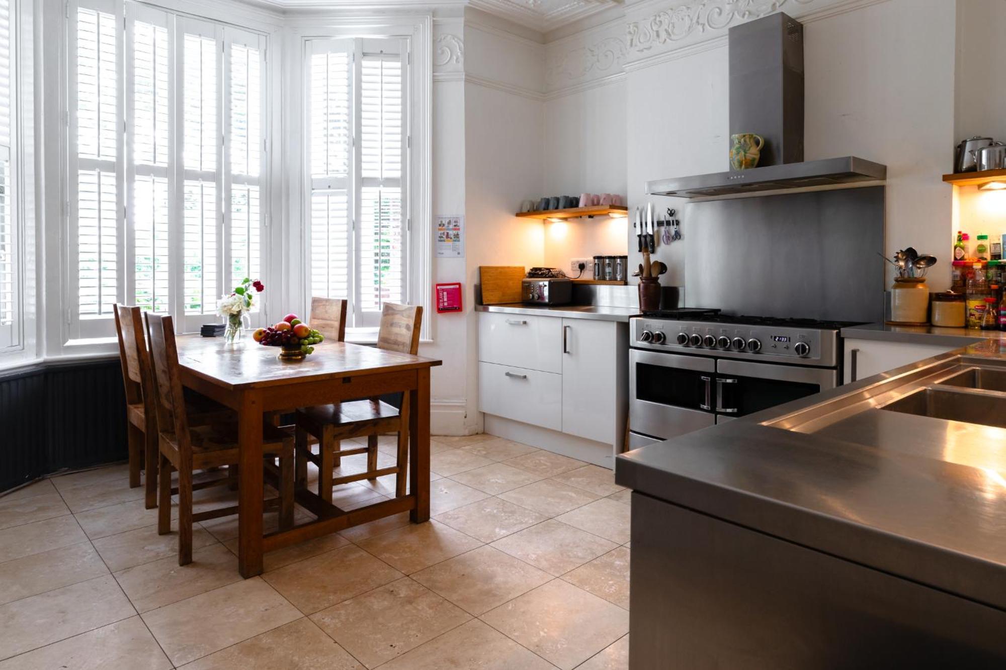 Ebs Hostel London Catford Экстерьер фото