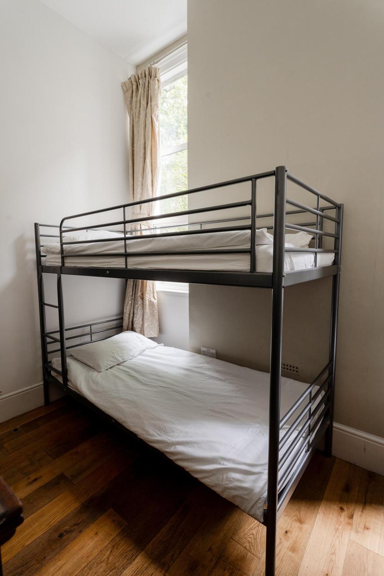 Ebs Hostel London Catford Экстерьер фото
